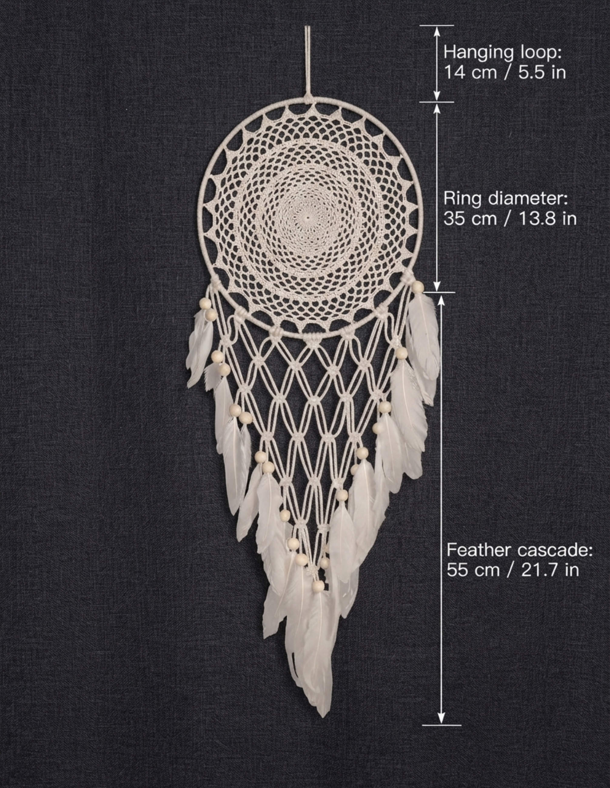 Size infographic of a boho dreamcatcher showing hanging loop, ring diameter, and feather cascade dimensions